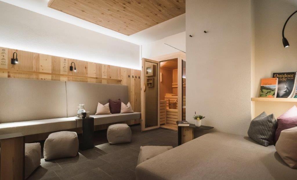 Ahrn Natur Apartment Lutago Buitenkant foto